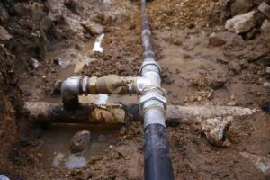 8 Simple and Effective Methods to Fix a Leaky Pipe