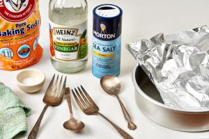 A Comprehensive Guide to Cleaning Silver with Baking Soda: Tips & Techniques