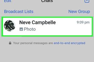 4 Simple Ways to Effortlessly Download Message Attachments on WhatsApp