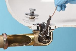 Ultimate Guide to Fixing a Clogged Bathtub Drain Without Calling a Plumber