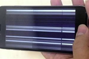 Fixing Glitching iPhone Screen: Causes and 8 Simple Solutions
