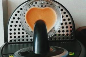 How to Fix a Flashing Red Light on Your Nespresso Machine: A Complete Guide