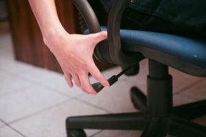 Mastering Office Comfort: A Comprehensive Guide on How to Adjust Your Chair Height for Optimal Posture