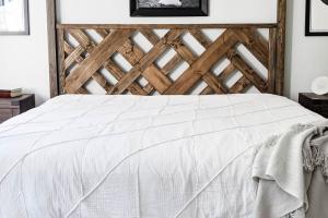 DIY Headboard Ideas: How to Build a Stylish Bed Headboard on a Budget
