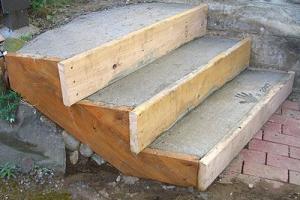 Step-by-Step Guide to Building Durable Concrete Steps for Your Home