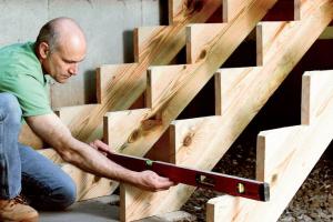 Step-by-Step Guide: How to Build Stairs for Your Home