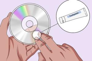 Ultimate Guide on How to Clean a PS4 Disc: Step-by-Step Methods