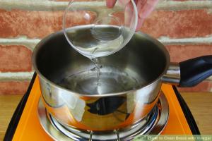 Ultimate Guide: How to Clean Brass with Vinegar for a Sparkling Shine