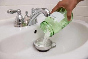 Effective Methods for Cleaning Drains: A Comprehensive Guide