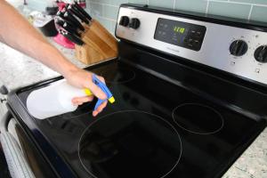 Ultimate Guide to Cleaning Your Electric Stove Top: Tips and Tricks for a Sparkling Clean