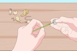 Mastering Electrical Maintenance: A Comprehensive Guide to Cleaning Electrical Contacts
