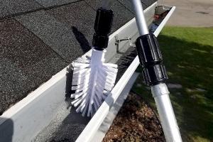 Ultimate Guide to Cleaning High Gutters: Step-by-Step Tips and Tools