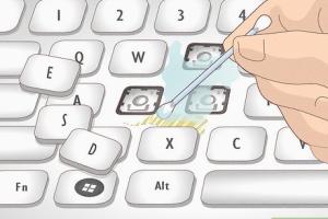 Ultimate Guide: How to Clean a Laptop Keyboard and Remove Dust & Grime Safely