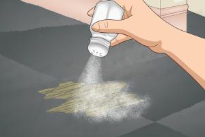 Ultimate Guide to Effectively Clean Urine Stains & Odors from Carpet
