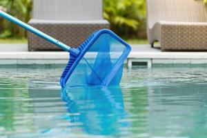 Ultimate Guide on How to Clean Your Own Pool: Expert Tips & Techniques