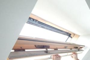Ultimate Guide: How to Close a VELUX Window Effectively