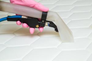Ultimate Guide to Deodorizing and Steam Cleaning Your Mattress at Home