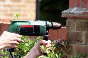 Mastering the Art of Drilling Into Brick: Essential Preparation, Tools, and Techniques