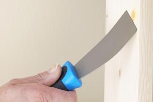 Ultimate Guide on How to Fill Nail Holes in Trim: Expert Tips & Techniques