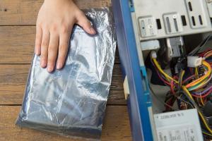 Avoiding Computer Damage: The Ultimate Guide to Grounding Yourself from Electrostatic Discharge