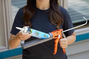 Mastering Your First Caulk Gun: A Comprehensive Guide to Loading and Using with Confidence