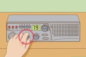 Mastering CB Radio Operation: A Comprehensive Guide for Beginners