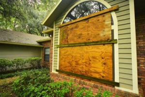 Ultimate Guide: How to Protect Windows from a Hurricane - Expert Tips & Strategies