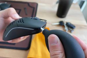 Ultimate Guide: How to Effectively Clean Your Optical Mouse from Dirt and Grime