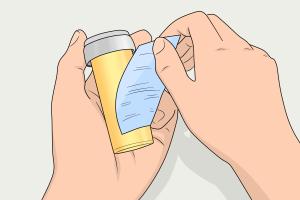 Ultimate Guide: How to Effortlessly Remove Paper Labels from Plastic Prescription Bottles