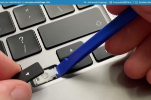 Step-by-Step Guide: How to Remove and Replace a Keycap on Your Apple MacBook