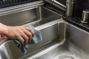 Ultimate Guide: How to Remove Scratches from Your Stainless Steel Sink