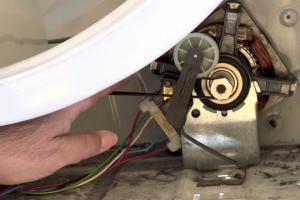 Step-by-Step Guide to Replacing a Dryer Belt on Whirlpool Models