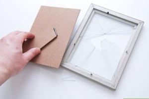 Ultimate Guide to Replacing Broken Glass in Picture Frames: Step-by-Step Instructions