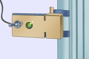 Mastering the Art of Closing Your Garage Door Under Direct Sunlight: A Comprehensive Guide
