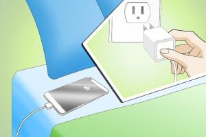 Stealthy Smartphone Use: How to Sneak on Your Phone at Night