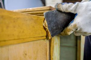 The Ultimate Guide on How to Strip Paint: Techniques, Tips, and Tools