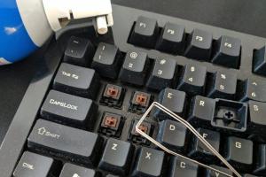 Mastering the Art of Removing Keys from Your Mechanical Keyboard at Home