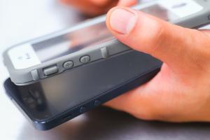 Ultimate Guide: How to Easily Remove a Lifeproof Case Without Damage